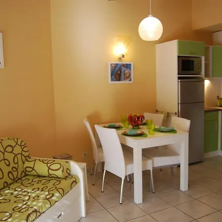 Tatil parkı Lagrange Les Jardins De Neptune 3*