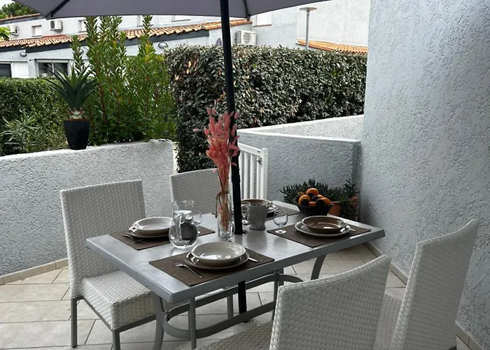 Lagrange Grand Bleu - Les Jardins De Neptune Holiday park 3*